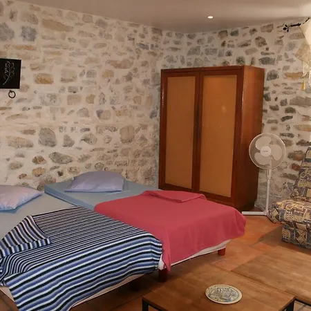 Holiday home Mas Les Teyssiers